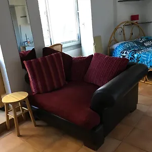 Studio Garriguette, Parking Gratuit, Ascenseur, 2 Personnes, Lit 2 Places Gréoux-les-Bains
