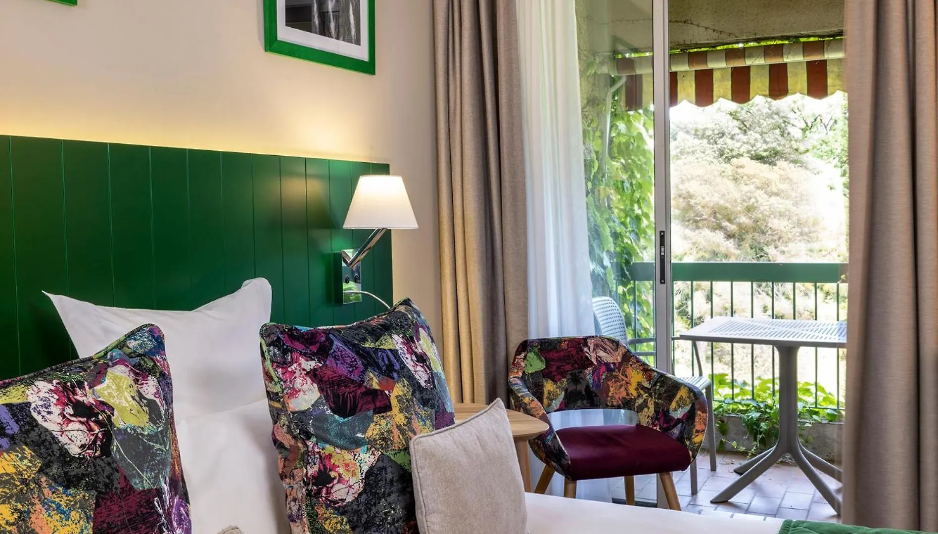 Hotel & Residence Lou Paradou Greoux Les Bains